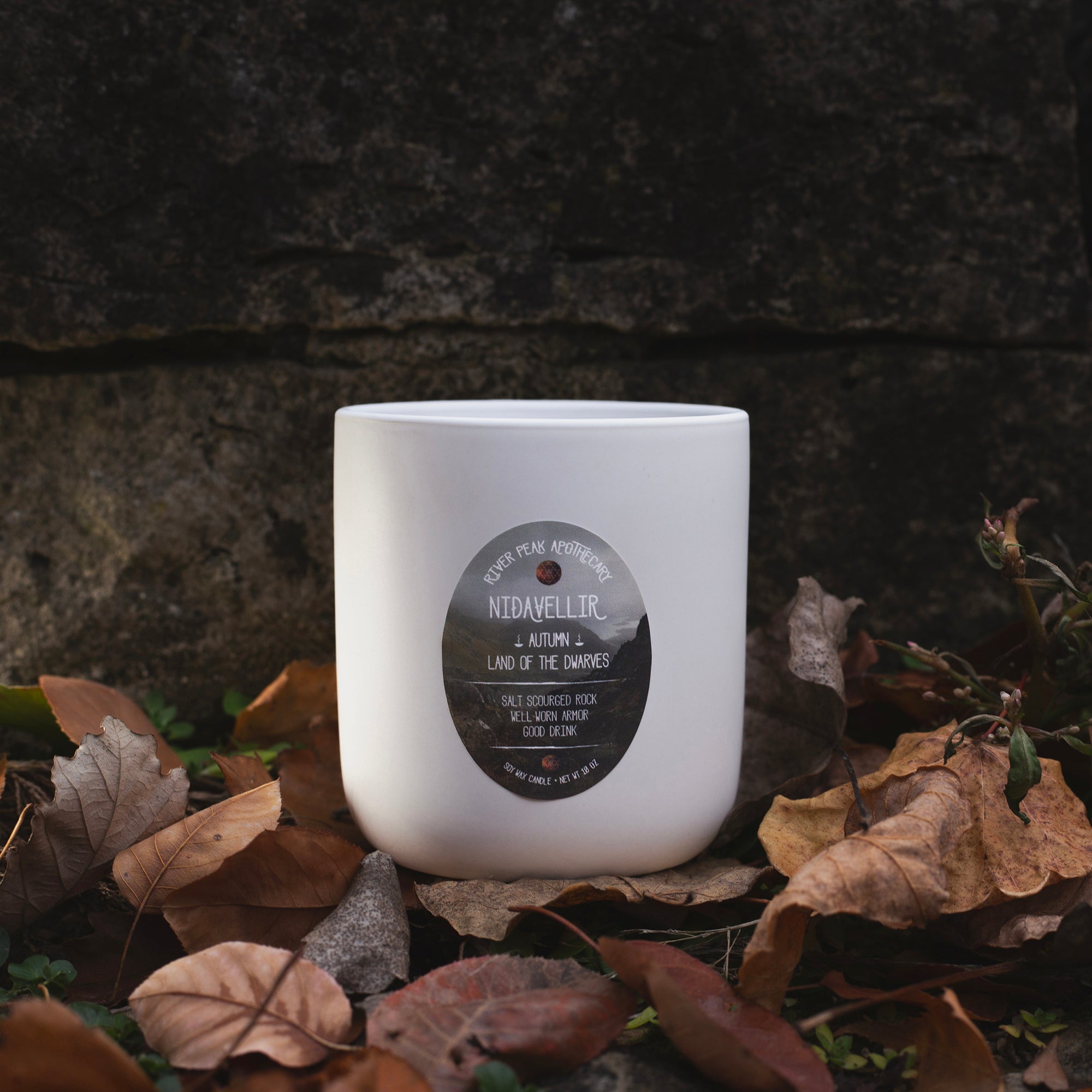 Nidavellir Wood Wick Candle • Autumn